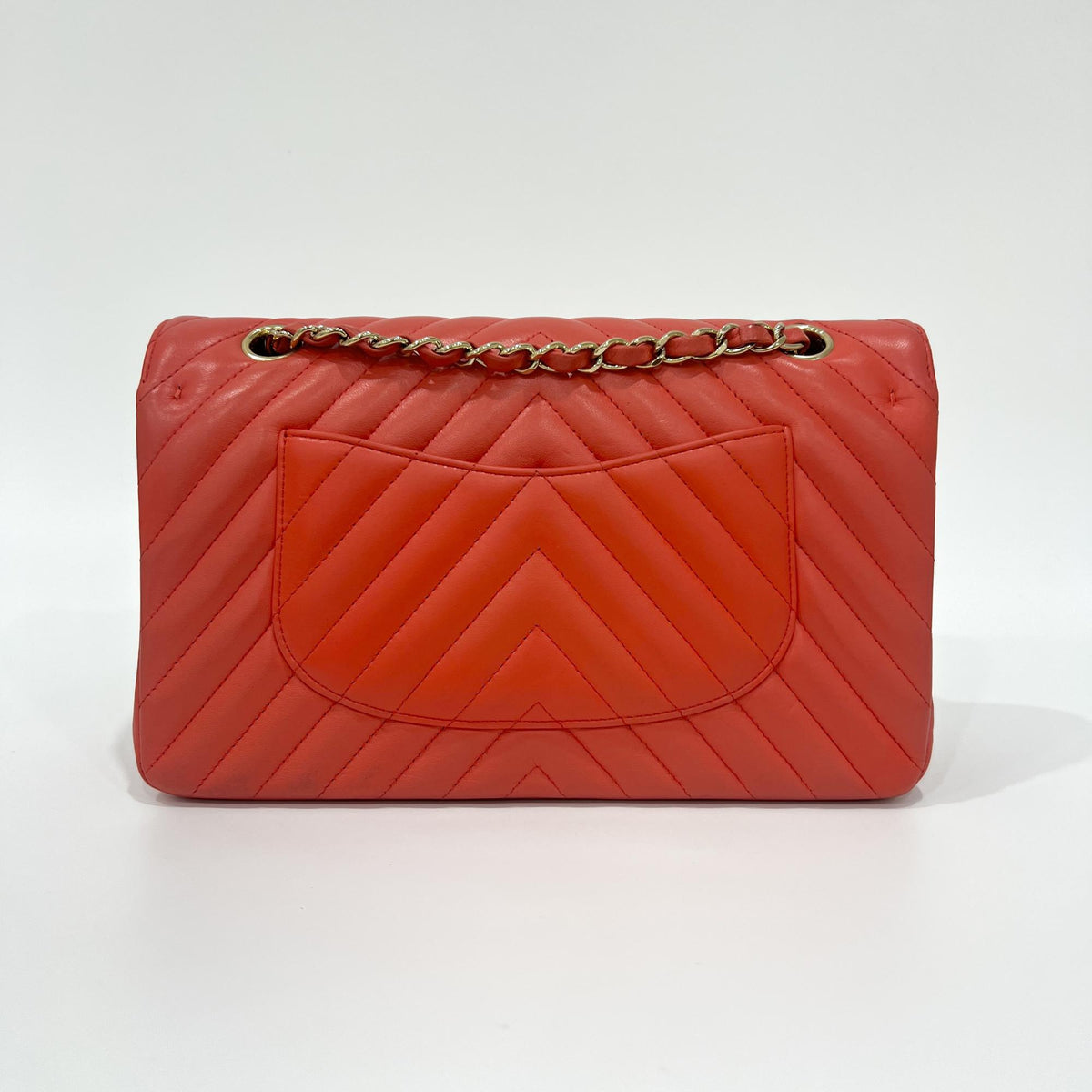 Chanel Classic Double Flap Chevron Lambskin Red Leather Handbag (Pre-Owned)
