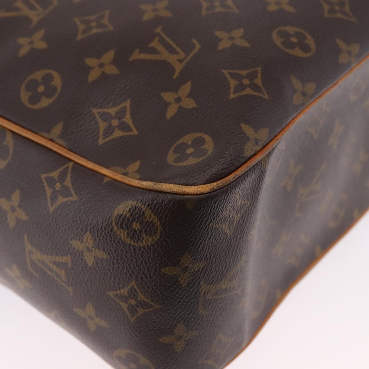 Louis Vuitton Multipli Cite Monogram Canvas Brown Canvas Shoulder Bag Bag (Pre-Owned)
