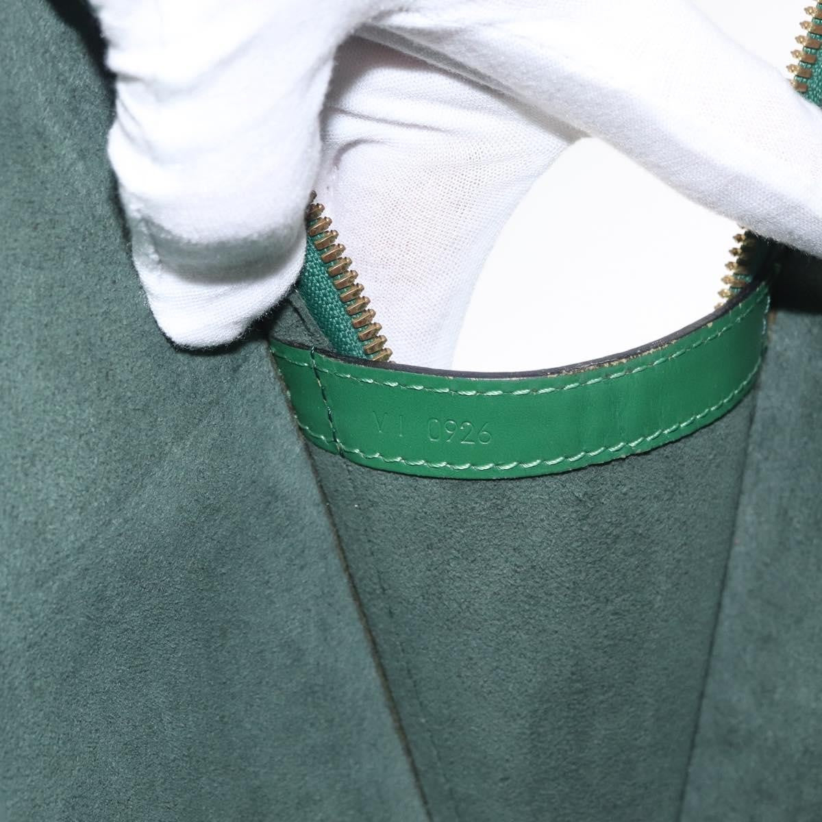 Louis Vuitton Lussac Epi Leather Green Leather Handbag (Pre-Owned)
