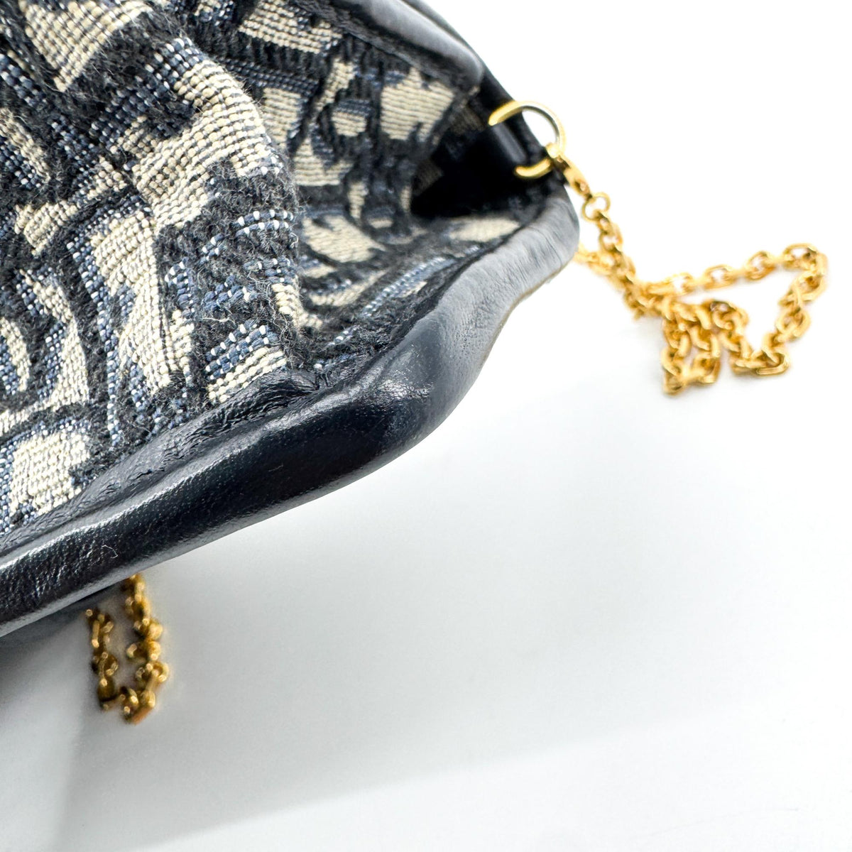 Christian Dior 30 Montaigne Nano Convertible Belt Oblique Canvas Navy Canvas Clutche & Pouche Bag (Pre-Owned)