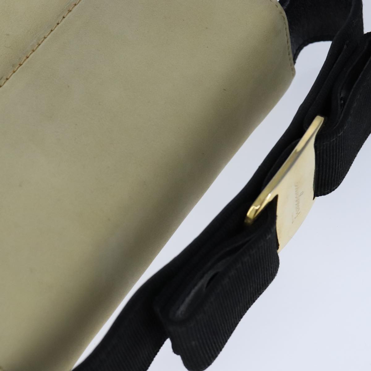 Salvatore Ferragamo Vara Beige Suede Handbag (Pre-Owned)