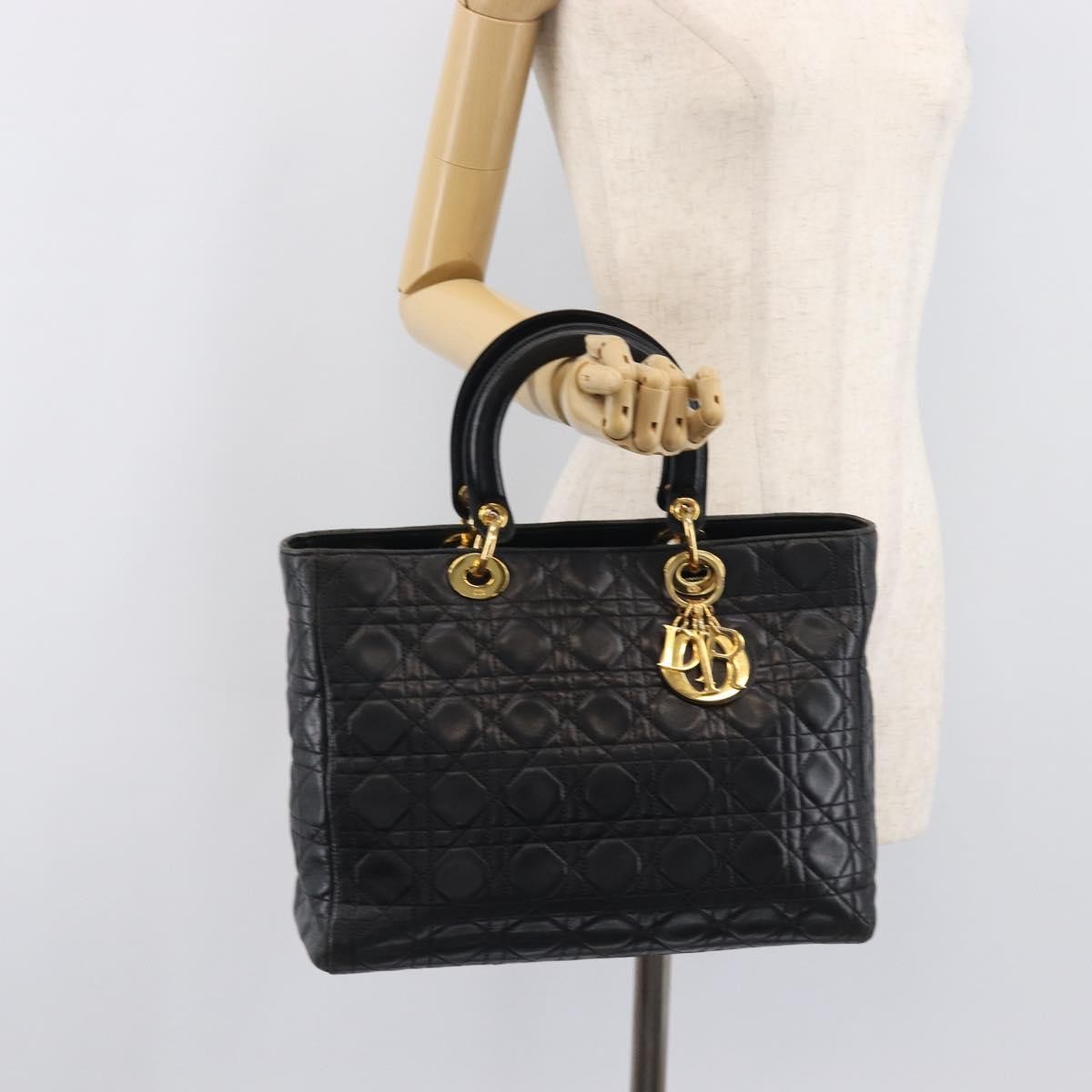 Christian Dior Vintage Lady Dior Cannage Quilt Lambskin Black Leather Handbag (Pre-Owned)