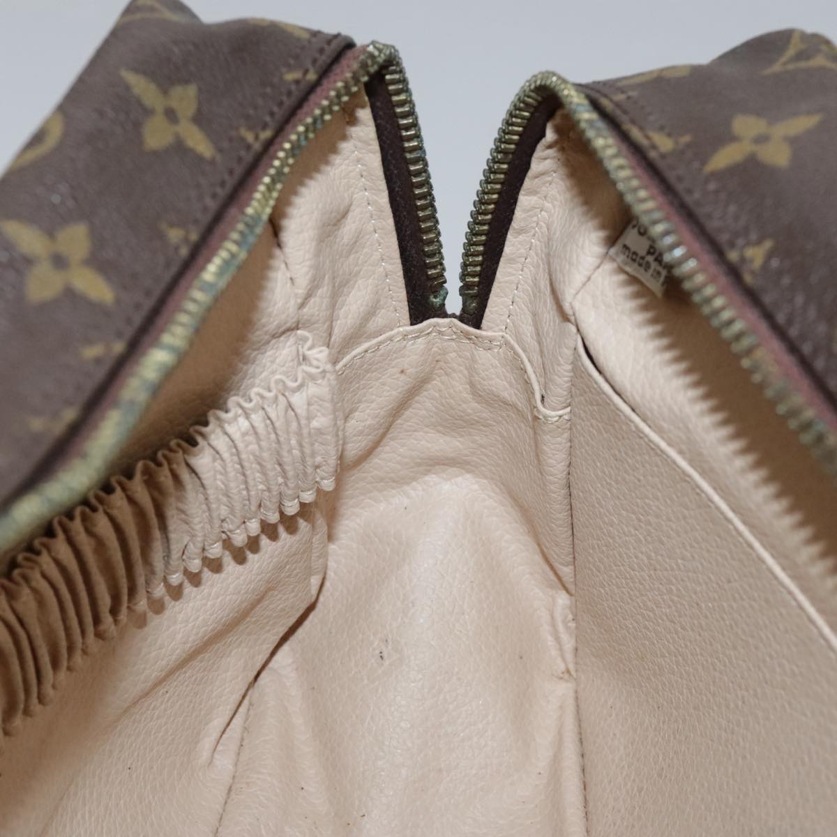 Louis Vuitton Trousse De Toilette Brown Canvas Clutch Bag (Pre-Owned)