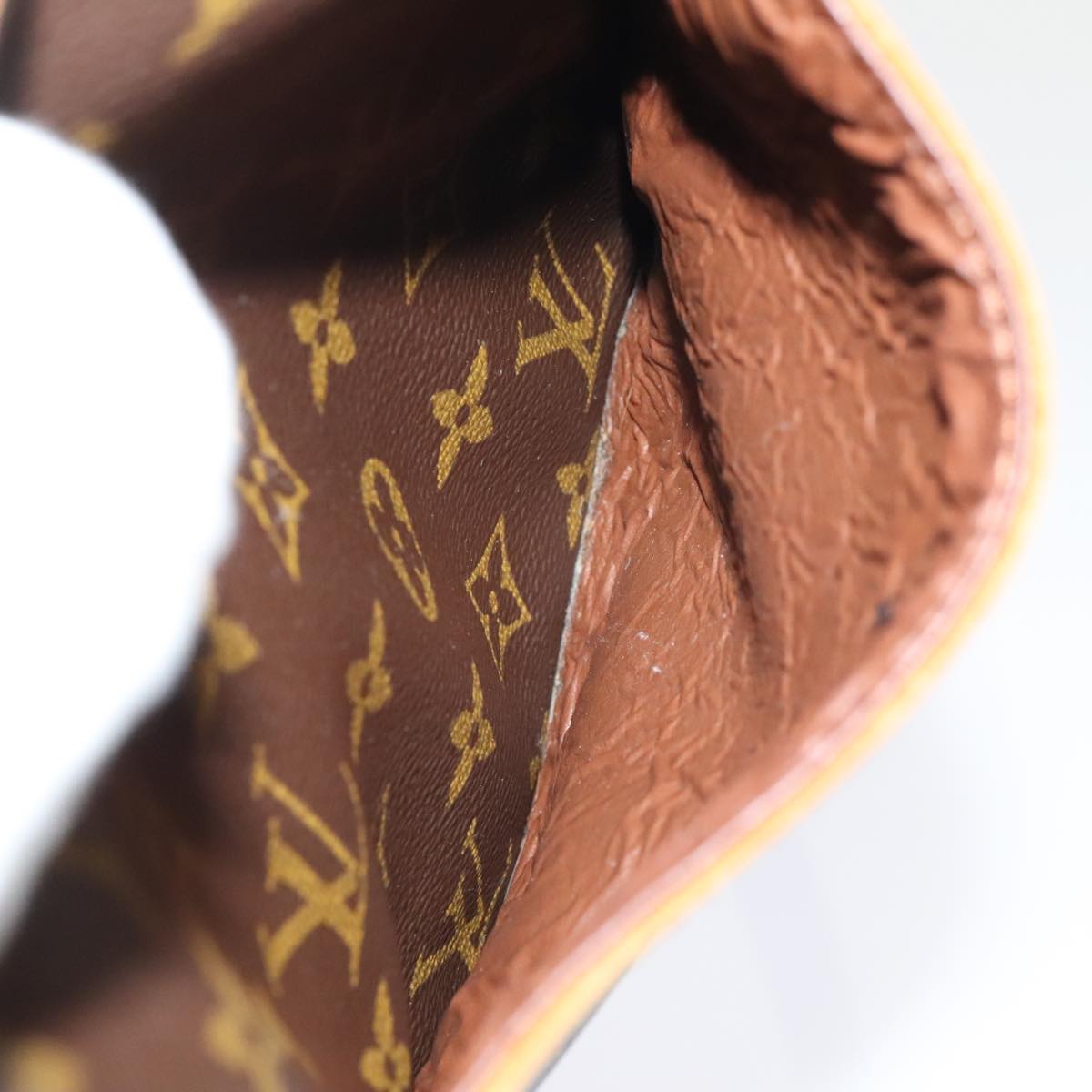 Louis Vuitton Danube Brown Canvas Shoulder Bag (Pre-Owned)