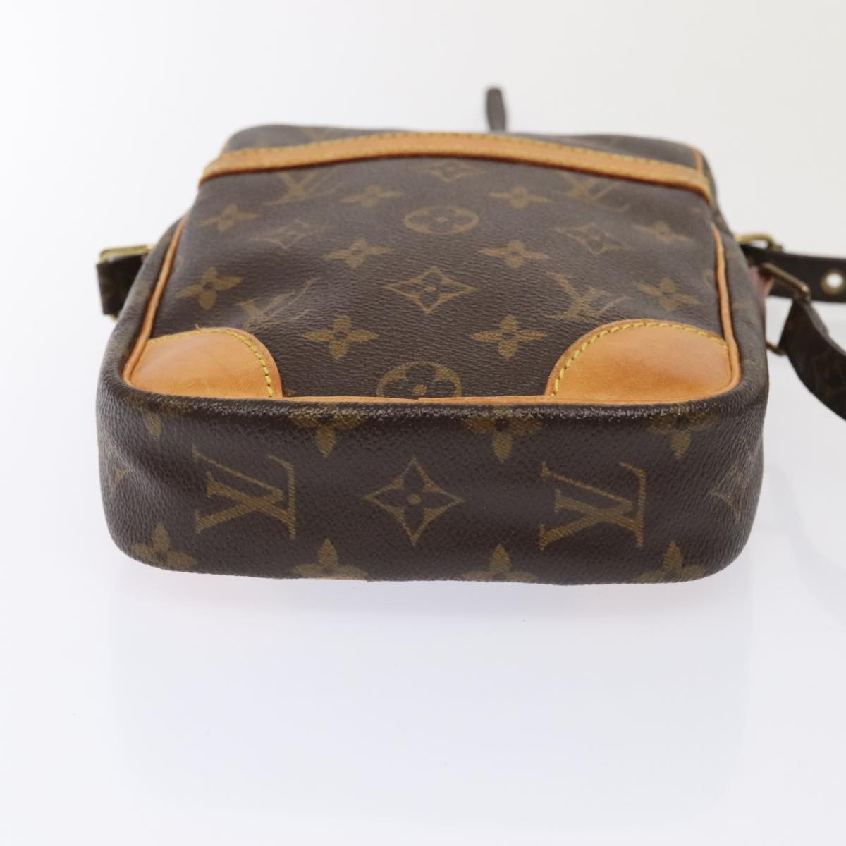 Louis Vuitton Danube Brown Canvas Shoulder Bag (Pre-Owned)