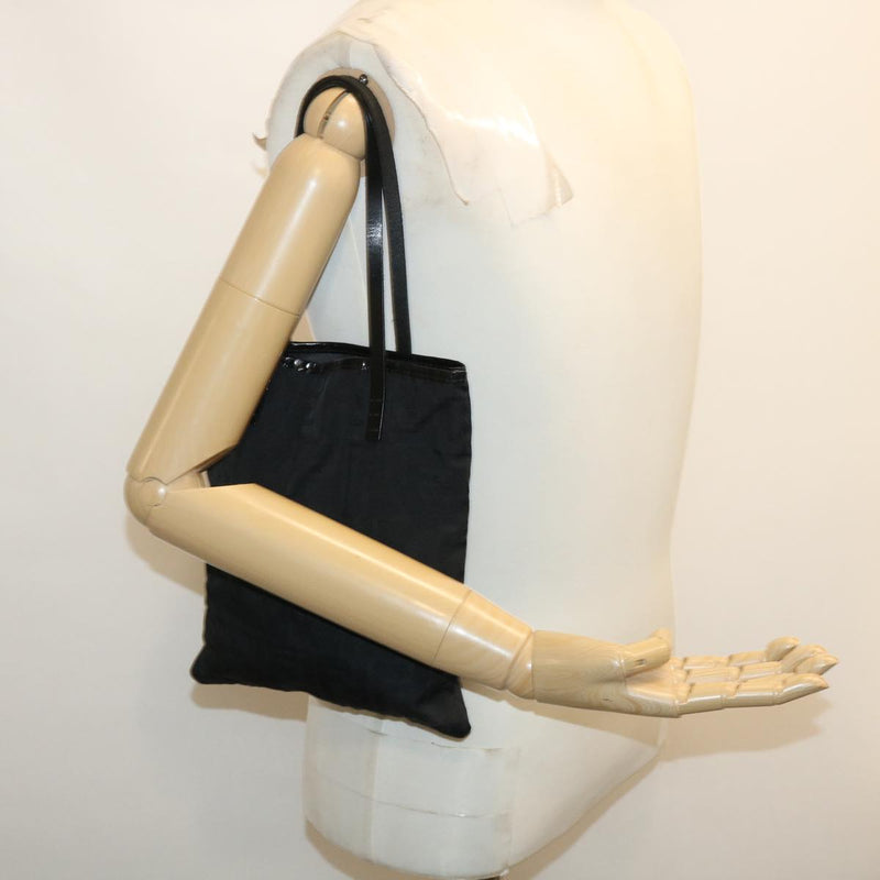 Fendi Black Canvas Handbag (Pre-Owned)