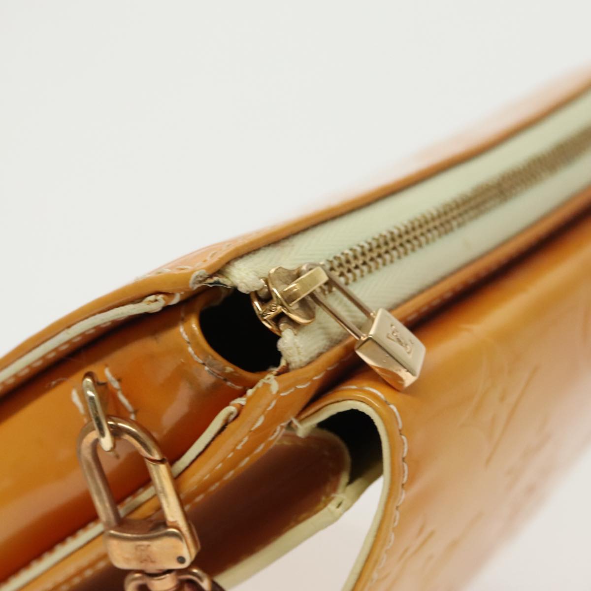 Louis Vuitton Mott Yellow Patent Leather Shoulder Bag (Pre-Owned)