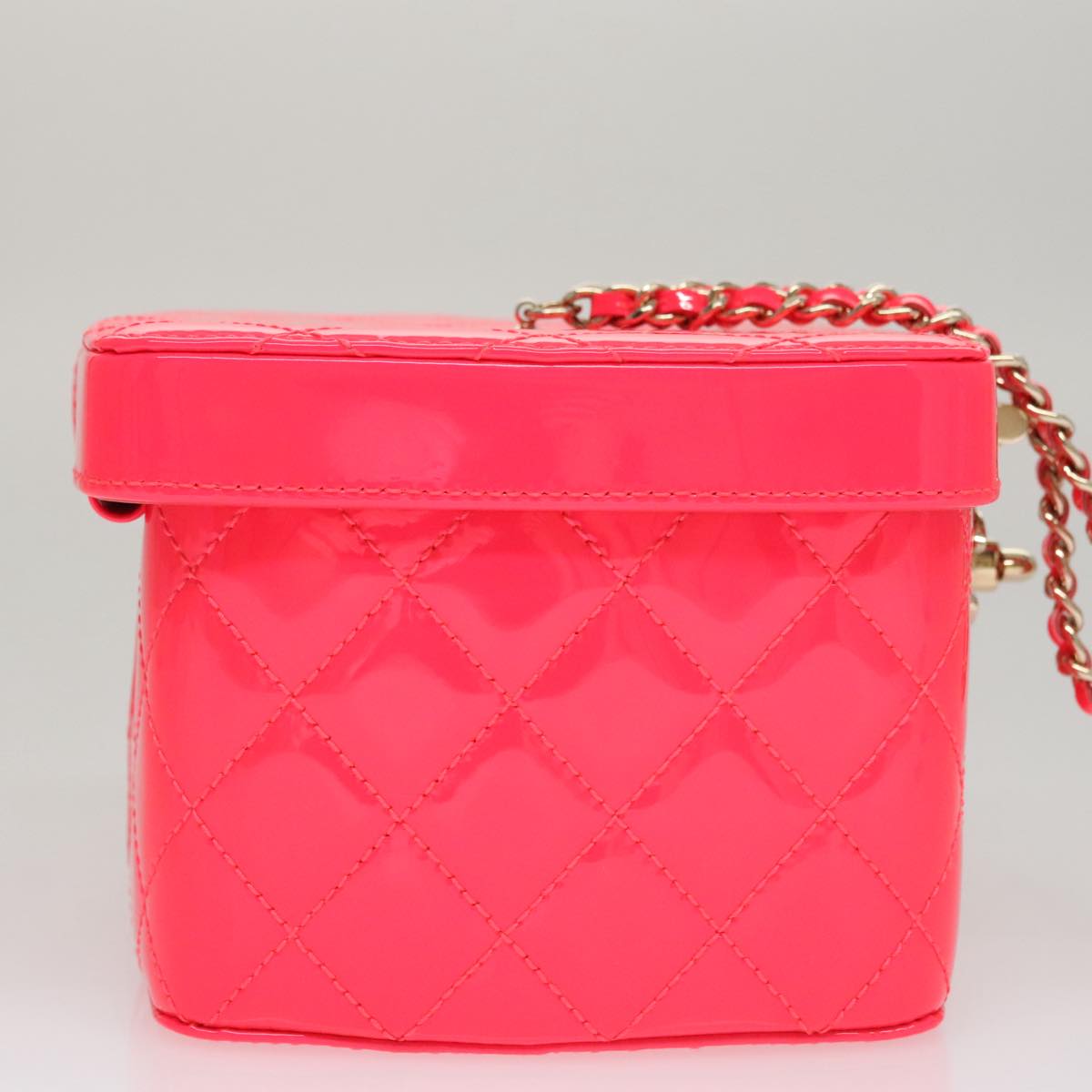 Chanel Vanity Pink Patent Leather Clutch Bag (Pre-Owned)