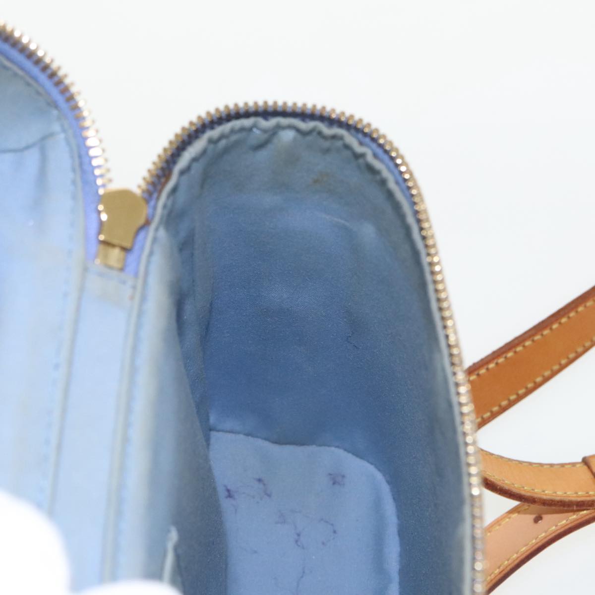 Louis Vuitton Sullivan Blue Patent Leather Shoulder Bag (Pre-Owned)