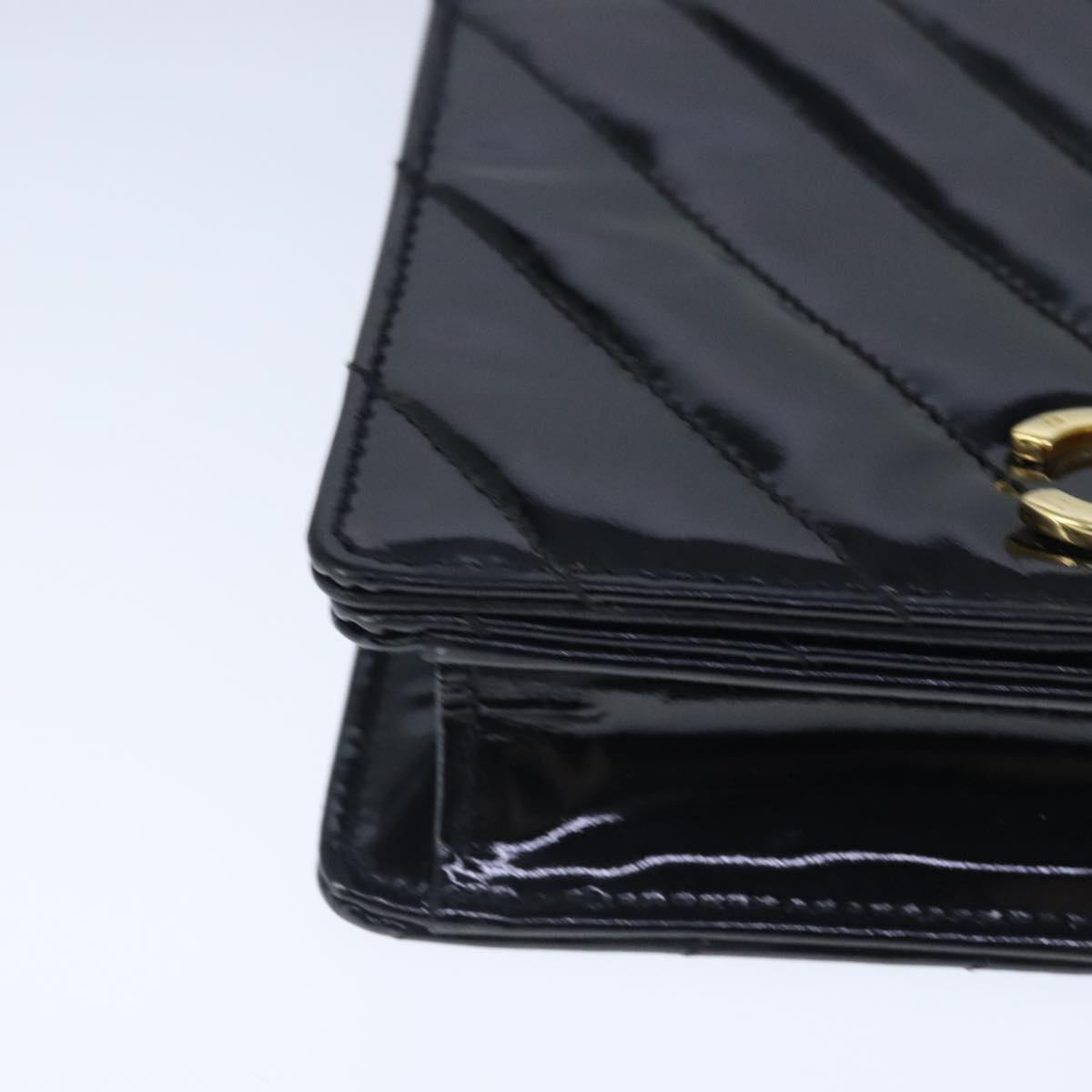 Chanel Cc Black Patent Leather Shoulder Bag (Pre-Owned)