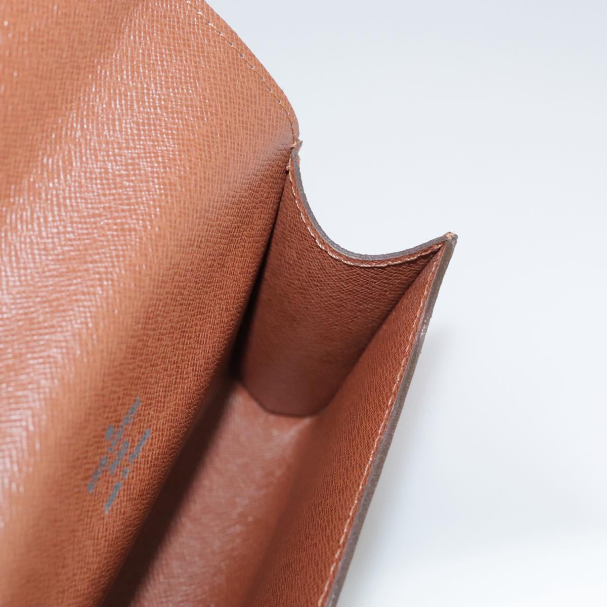 Louis Vuitton Arche Brown Canvas Shoulder Bag (Pre-Owned)