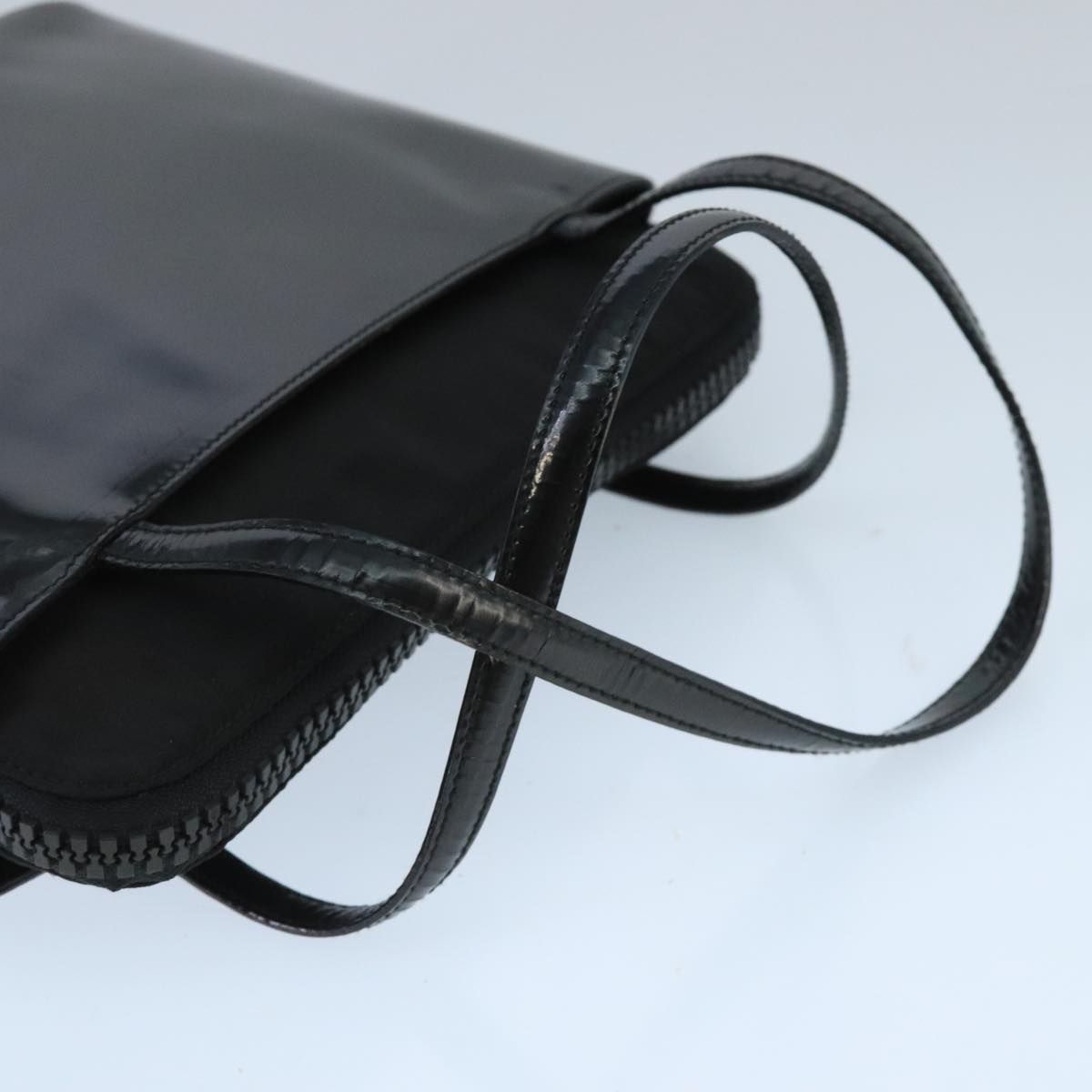 Prada Black Leather Handbag (Pre-Owned)