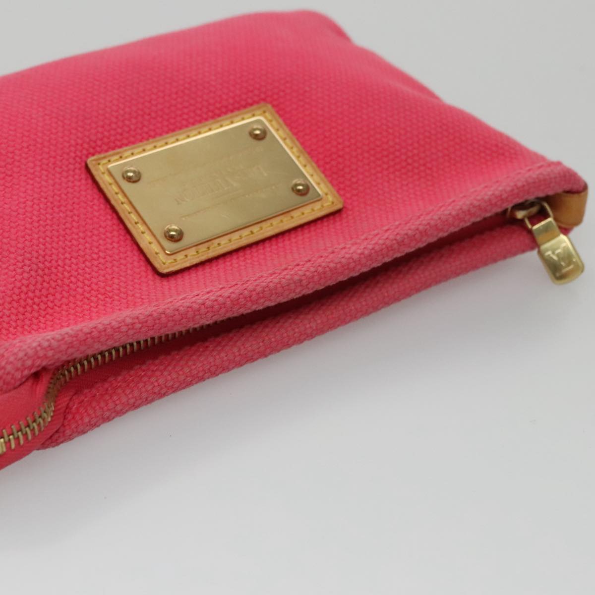 Louis Vuitton Antigua Pink Canvas Clutch Bag (Pre-Owned)