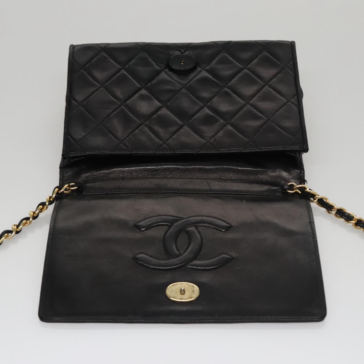 Chanel Full Flap Black Leather Shoulder Bag (Pre-Owned)