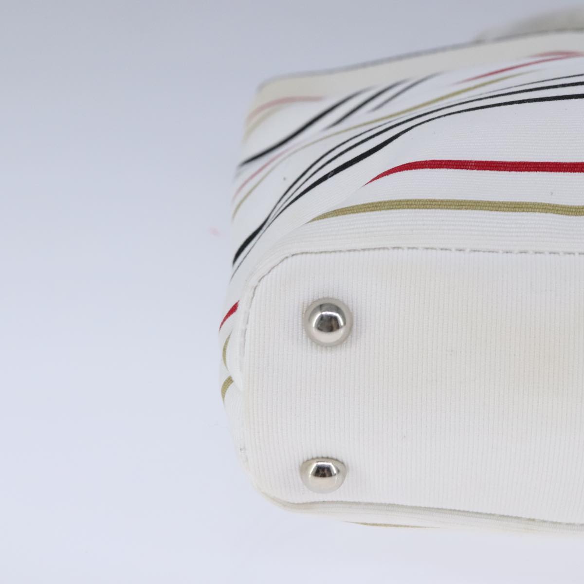 Burberry White Canvas Handbag (Pre-Owned)
