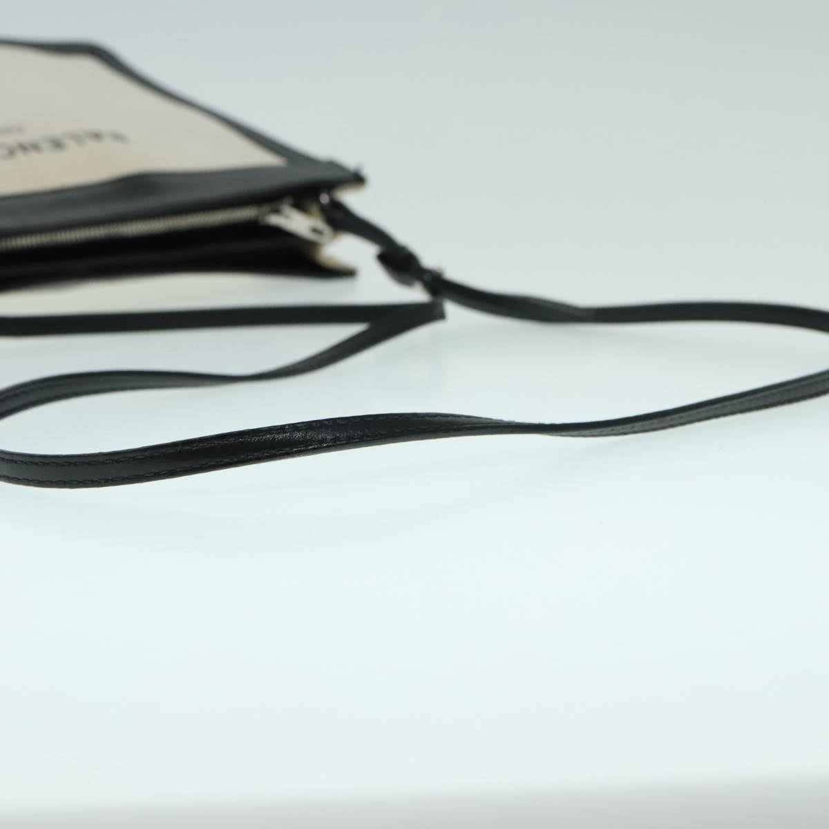 Balenciaga Beige Canvas Shoulder Bag (Pre-Owned)