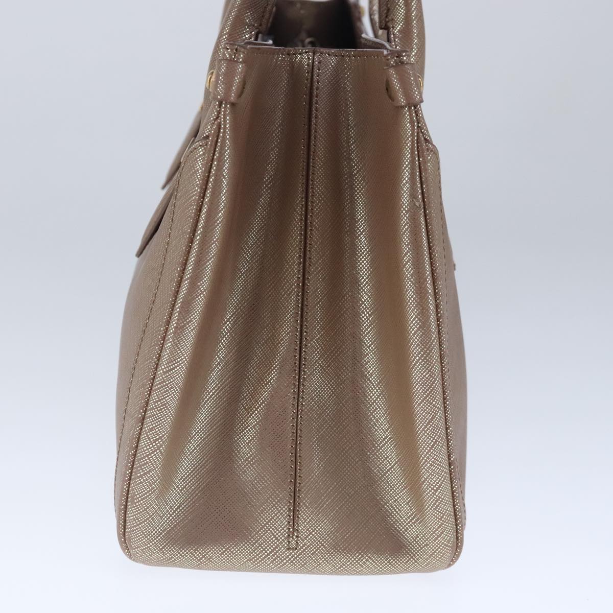 Salvatore Ferragamo Gancini Brown Leather Handbag (Pre-Owned)