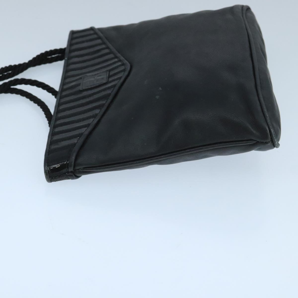 Fendi Black Leather Shoulder Bag (Pre-Owned)