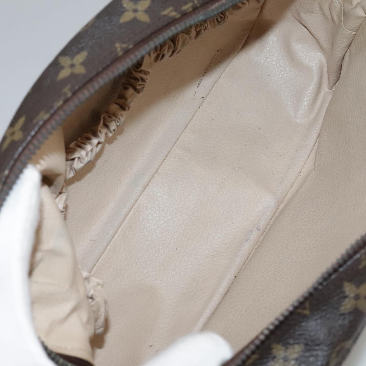Louis Vuitton Trousse De Toilette Brown Canvas Clutch Bag (Pre-Owned)