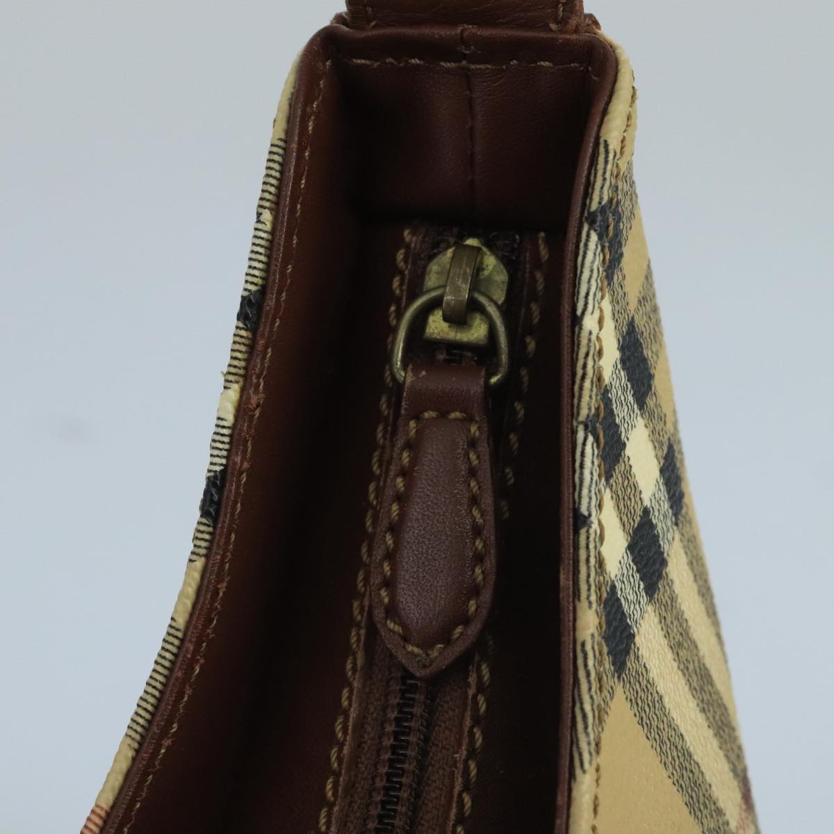 Burberry Nova Check Beige Canvas Shoulder Bag (Pre-Owned)