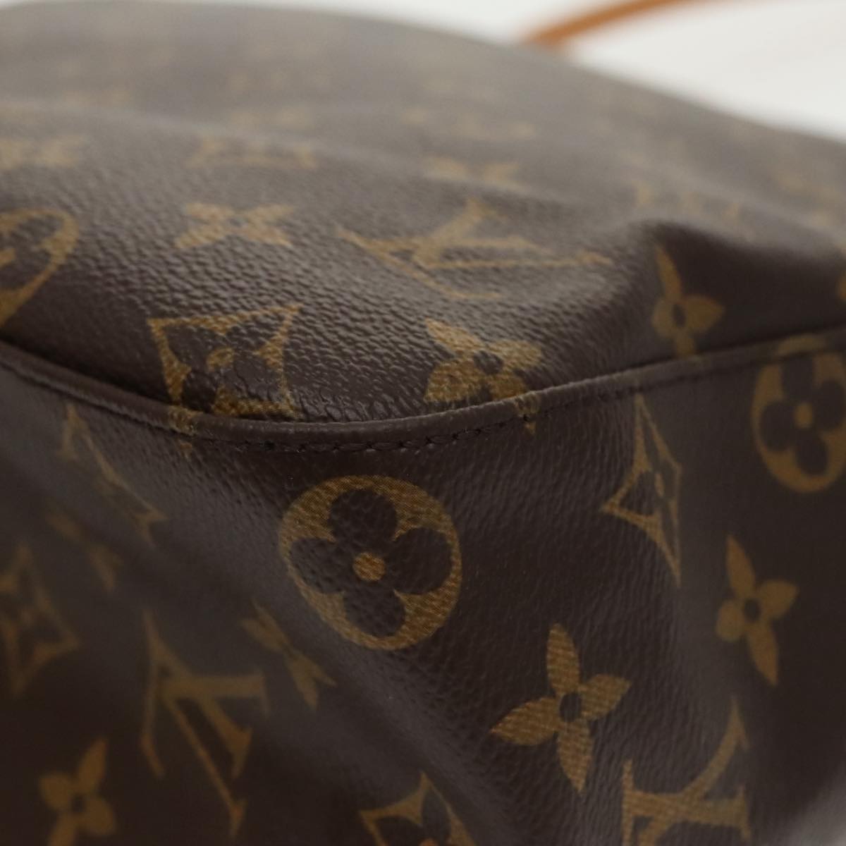 Louis Vuitton Looping Gm Brown Canvas Handbag (Pre-Owned)