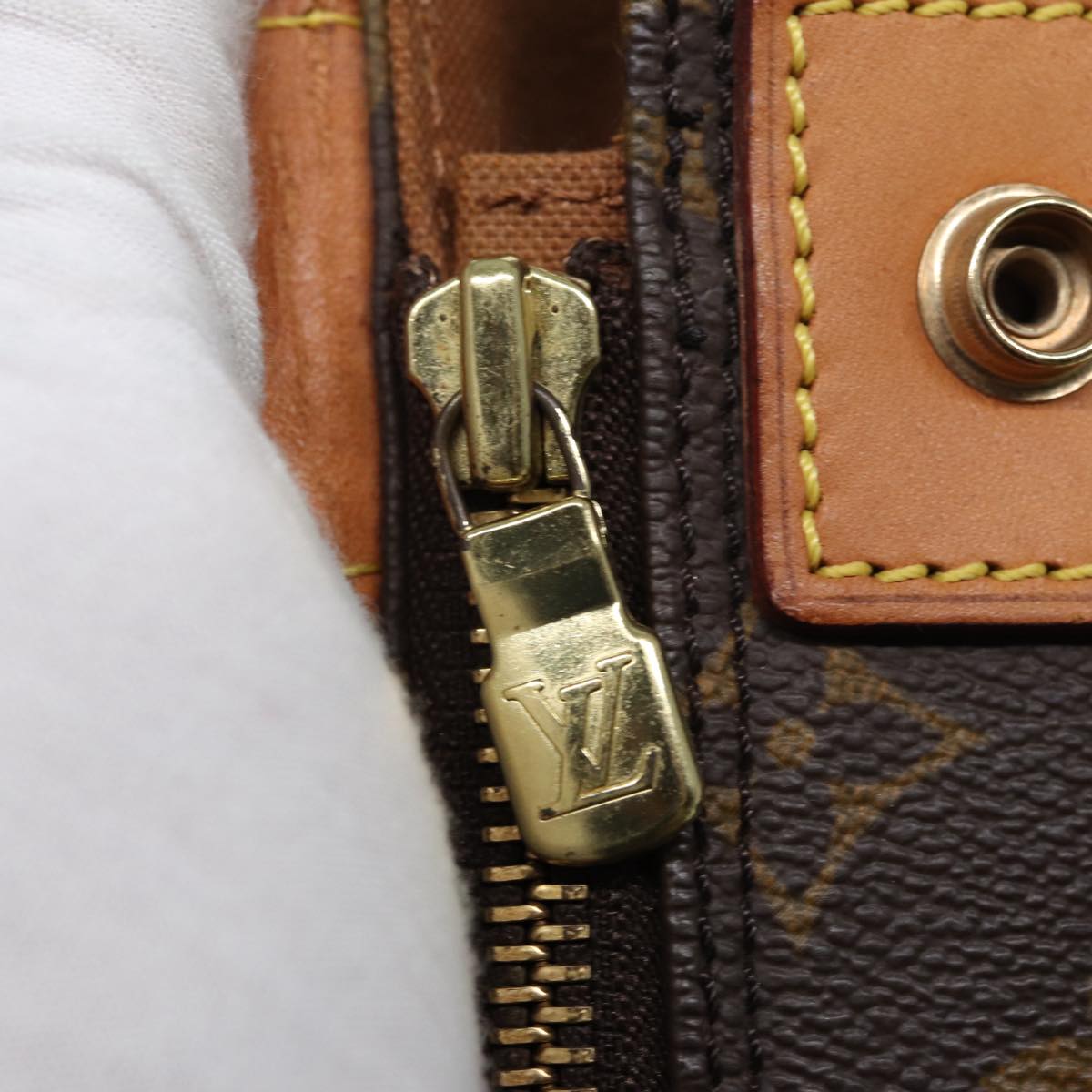 Louis Vuitton Lv America's Cup Brown Canvas Clutch Bag (Pre-Owned)