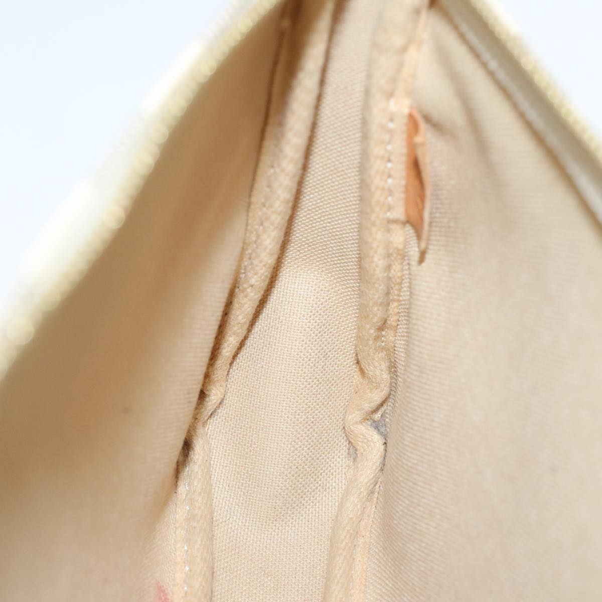 Louis Vuitton Pochette Accessoire Beige Canvas Clutch Bag (Pre-Owned)
