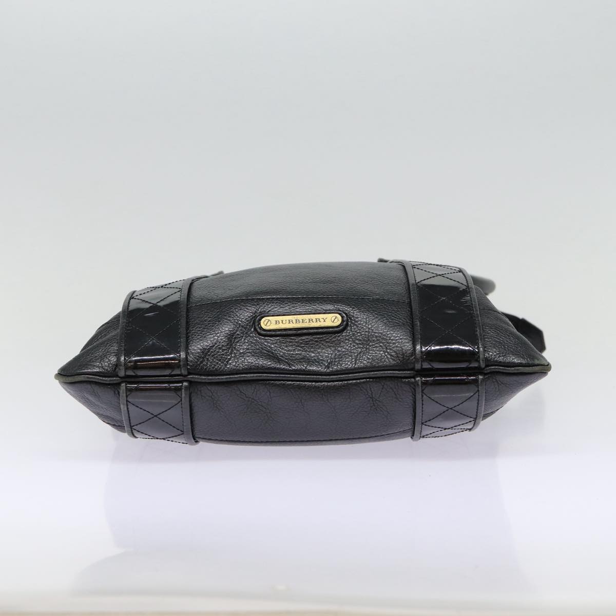Burberry Black Leather Shoulder Bag (Pre-Owned)