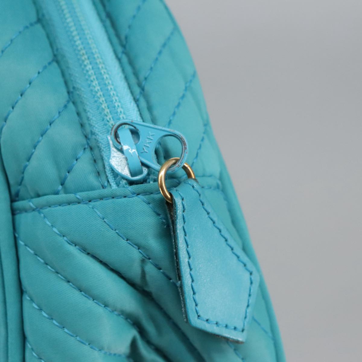 Yves Saint Laurent Turquoise Synthetic Handbag (Pre-Owned)