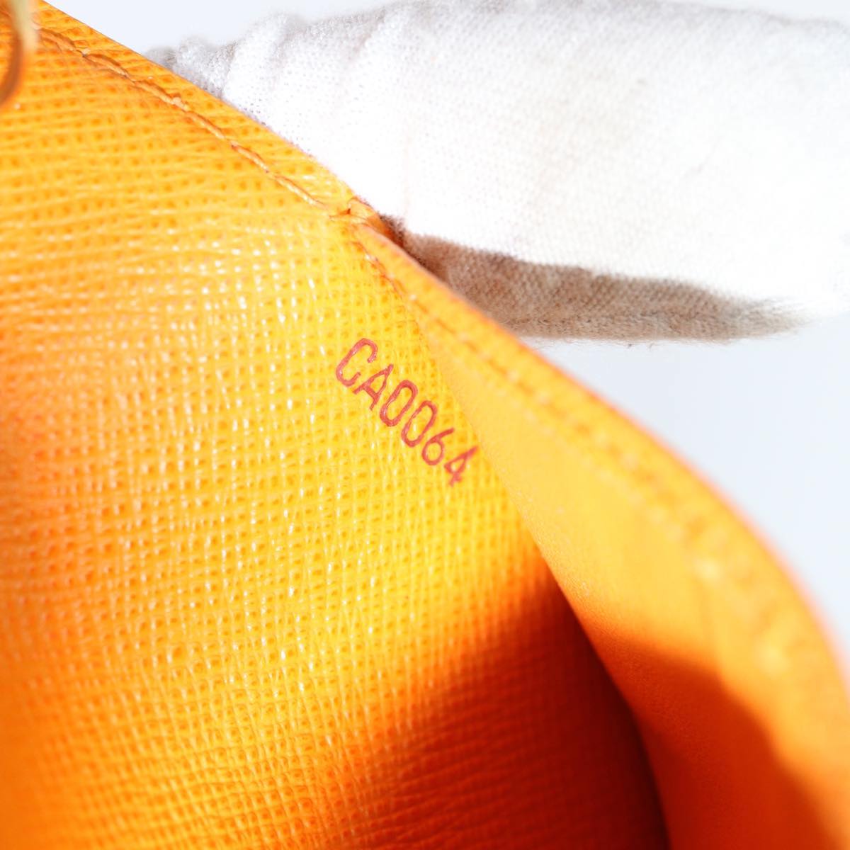 Louis Vuitton Agenda Cover Orange Leather Wallet  (Pre-Owned)