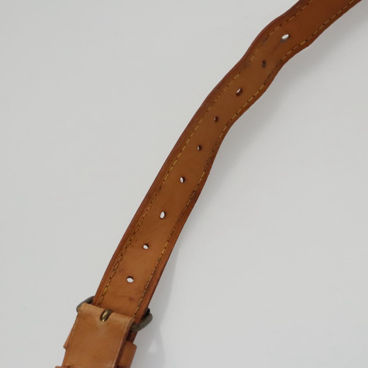 Louis Vuitton Shoulder Strap Beige Leather Bag Jewelry (Pre-Owned)