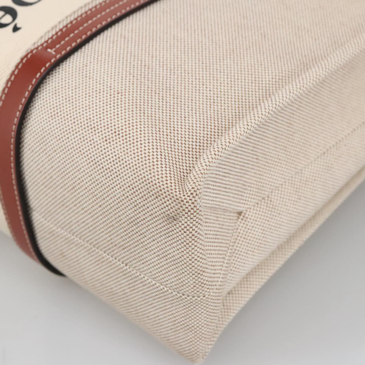 Chloé Woody Beige Canvas Tote Bag (Pre-Owned)