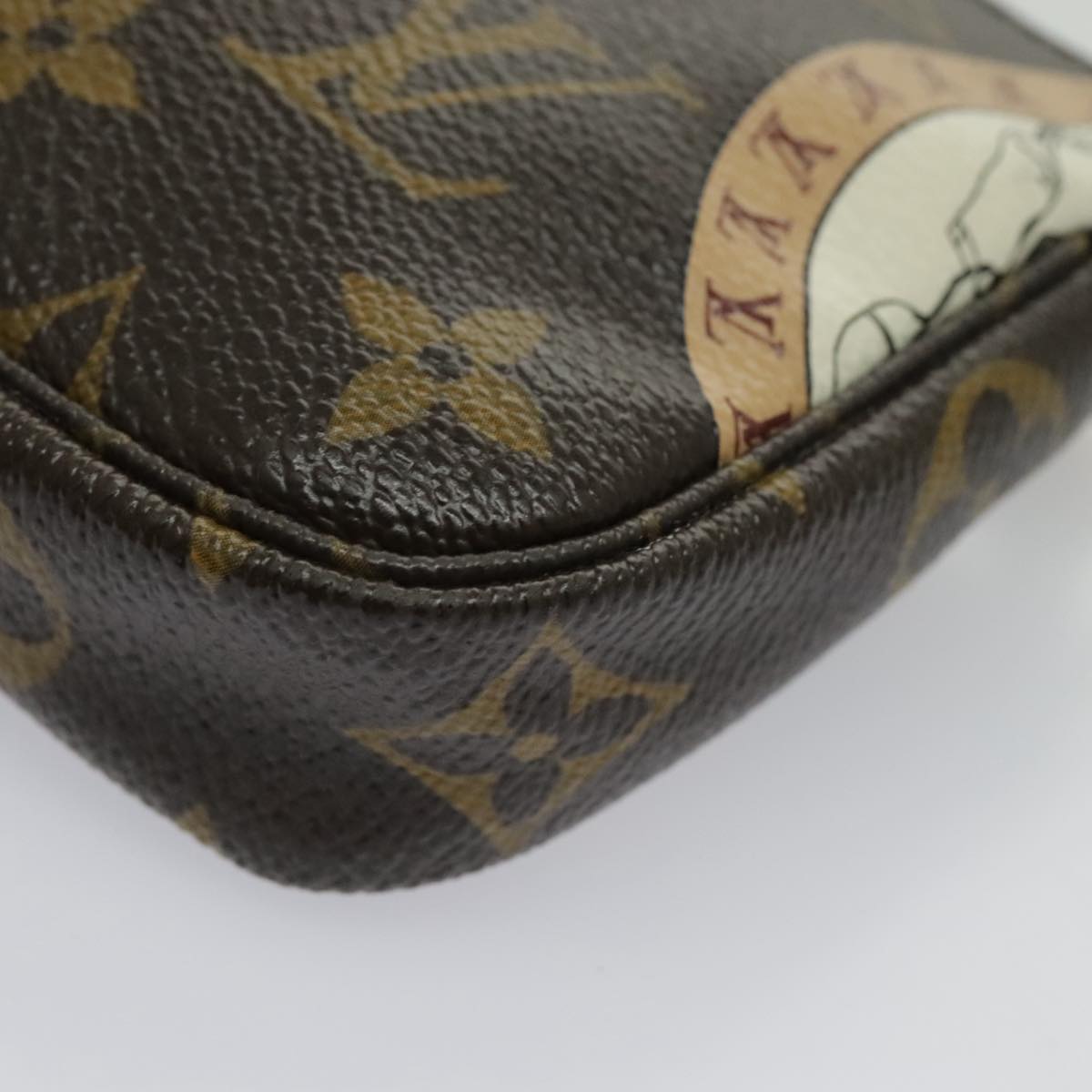 Louis Vuitton Pochette Accessoire Brown Canvas Clutch Bag (Pre-Owned)