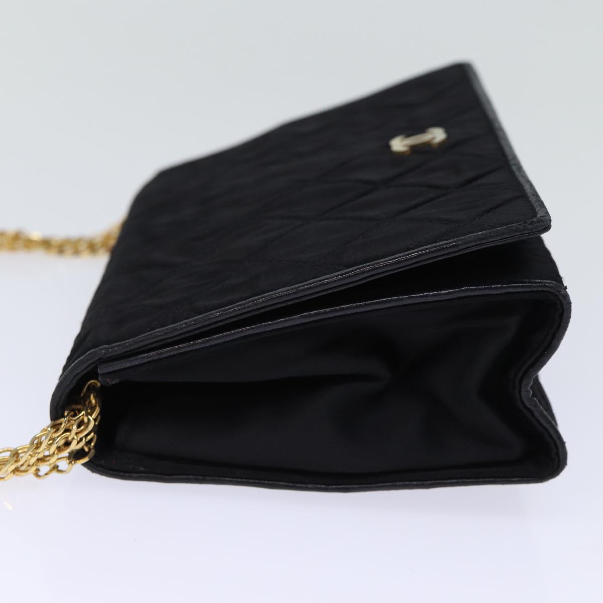 Chanel Matelassé Black Silk Shoulder Bag (Pre-Owned)
