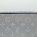 Louis Vuitton Alpha Silver Leather Clutch Bag (Pre-Owned)