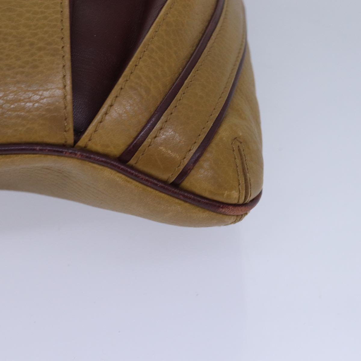 Cartier Must De Cartier Beige Leather Shoulder Bag (Pre-Owned)