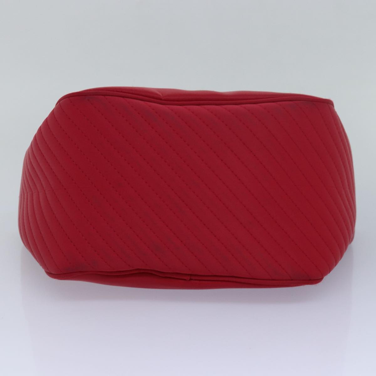 Yves Saint Laurent Red Synthetic Handbag (Pre-Owned)