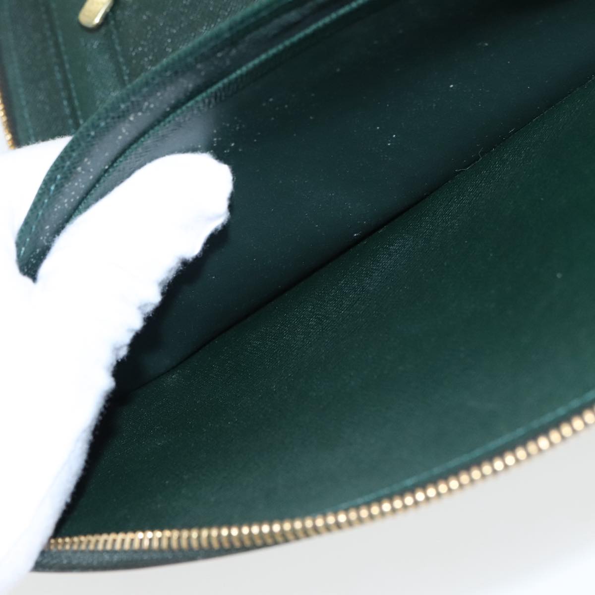 Louis Vuitton Atholl Green Leather Wallet  (Pre-Owned)