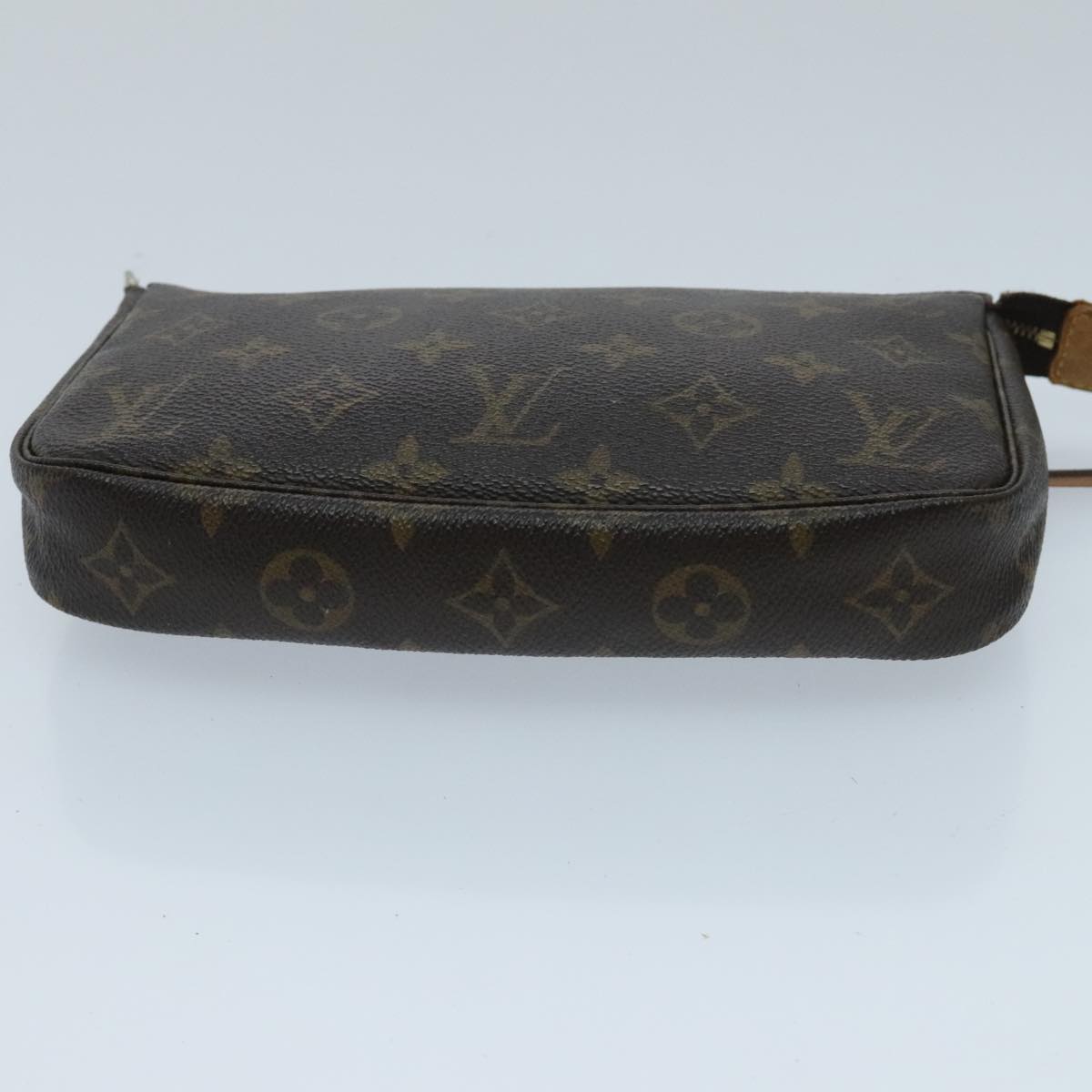 Louis Vuitton Pochette Accessoire Brown Canvas Clutch Bag (Pre-Owned)