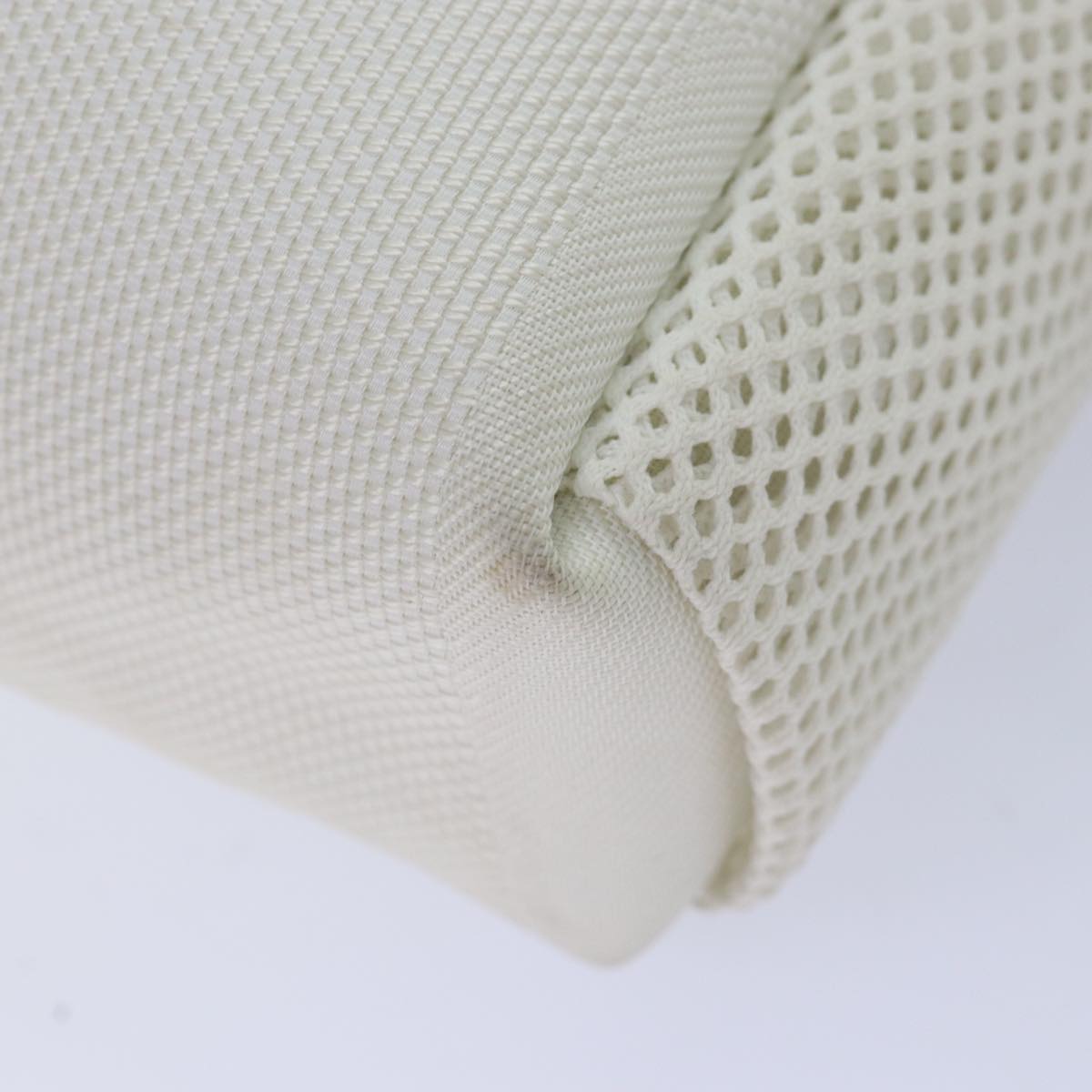 Louis Vuitton Weathery White Canvas Shoulder Bag (Pre-Owned)
