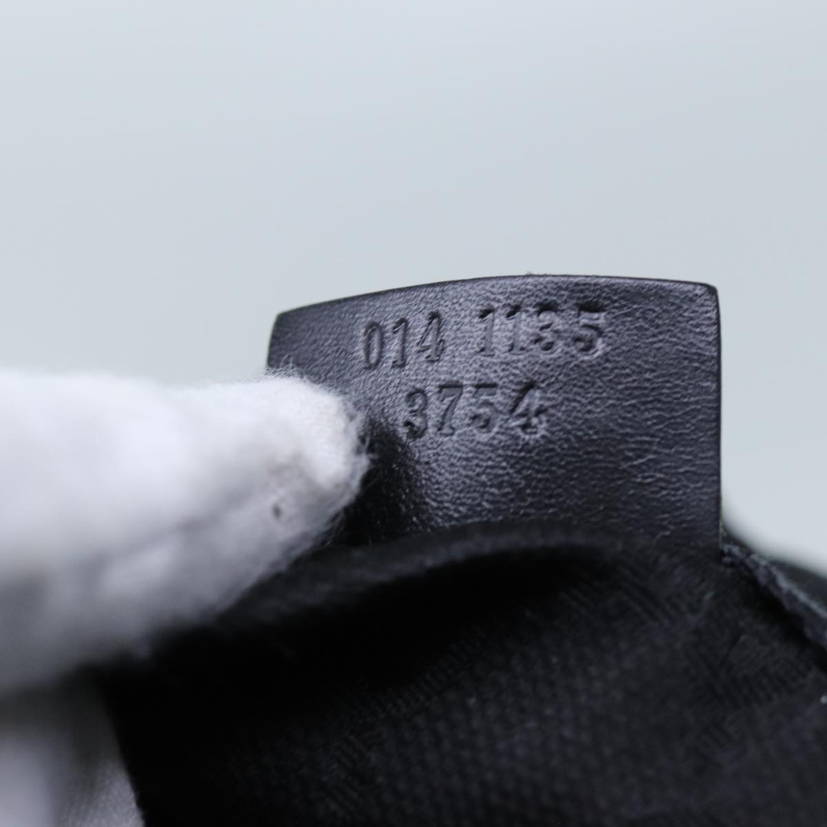 Gucci Gg Canvas Black Canvas Clutch Bag (Pre-Owned)