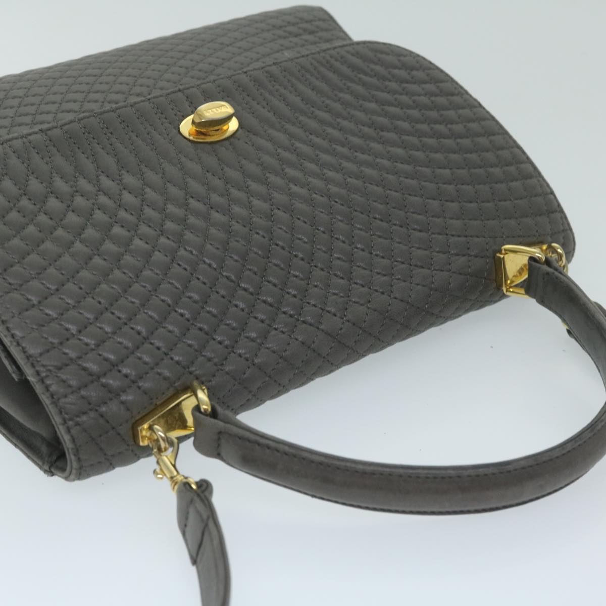 Bally Black Leather Shoulder Bag (Pre-Owned)