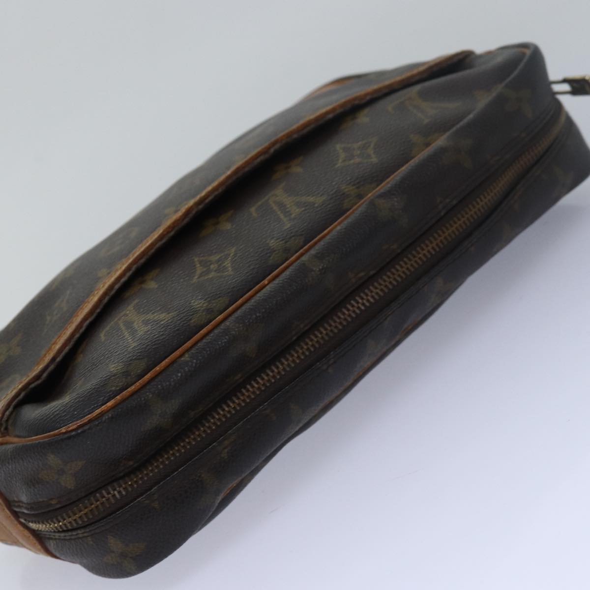 Louis Vuitton Compiegne 28 Brown Canvas Clutch Bag (Pre-Owned)