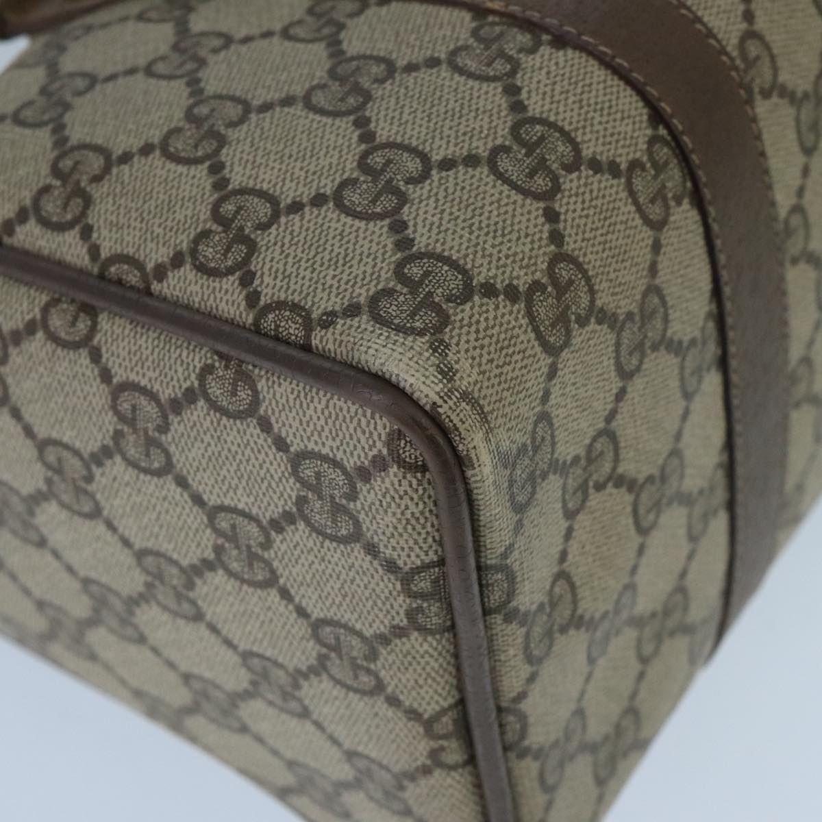Gucci Gg Supreme Beige Canvas Travel Bag (Pre-Owned)