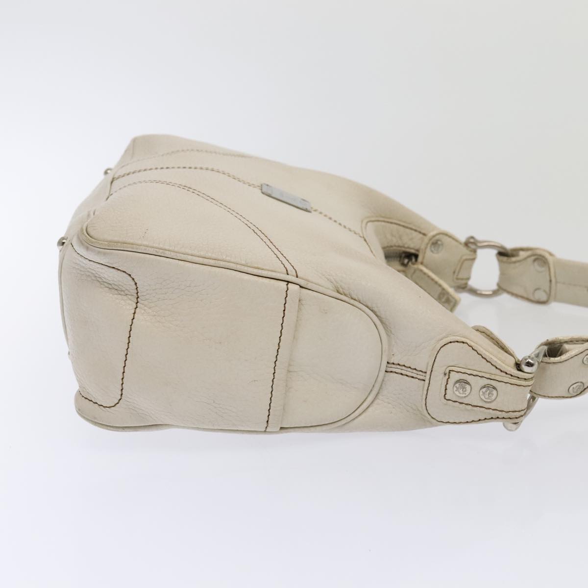 MCM White Leather Shoulder Bag (Pre-Owned)