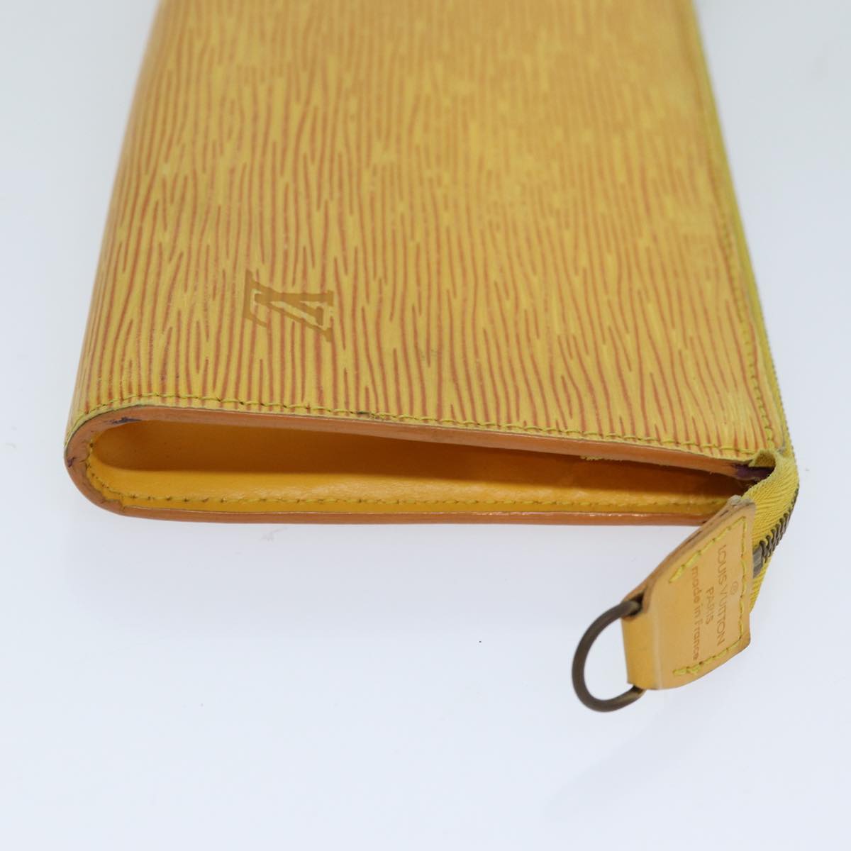 Louis Vuitton Pochette Accessoire Yellow Leather Clutch Bag (Pre-Owned)