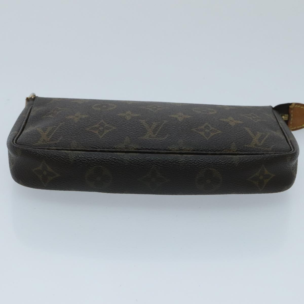 Louis Vuitton Pochette Accessoire Brown Canvas Clutch Bag (Pre-Owned)