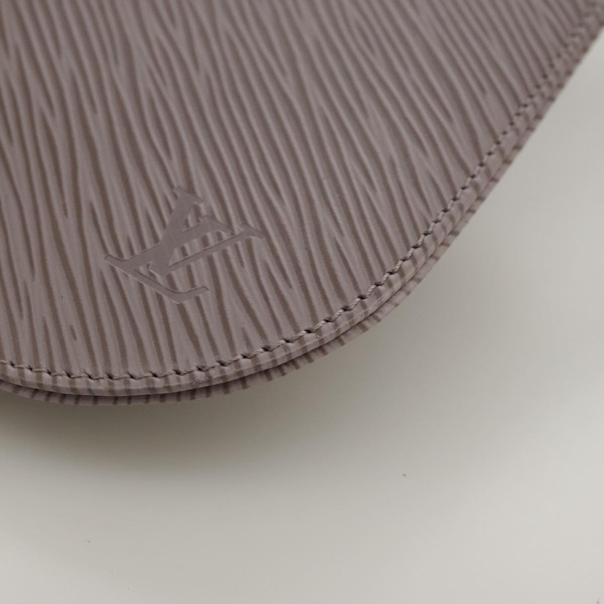Louis Vuitton Demi Lune Grey Leather Clutch Bag (Pre-Owned)