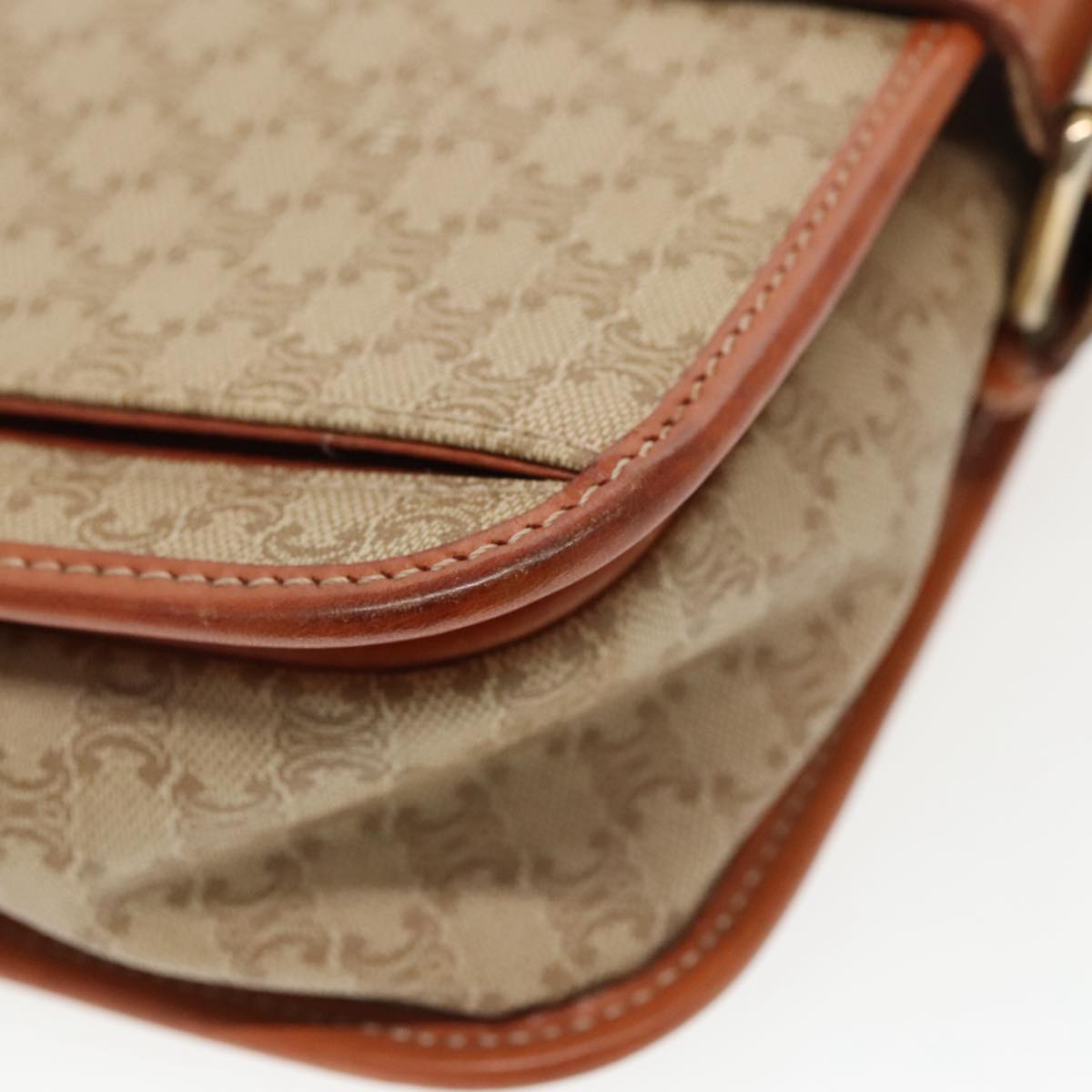 Céline Beige Canvas Shoulder Bag (Pre-Owned)