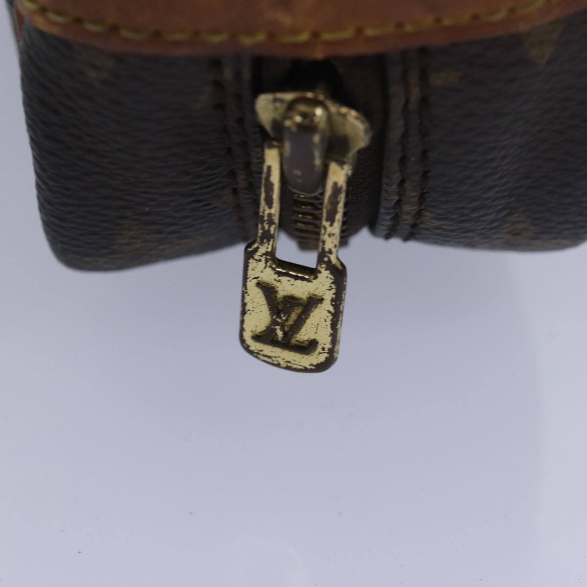 Louis Vuitton Compiegne 28 Brown Canvas Clutch Bag (Pre-Owned)